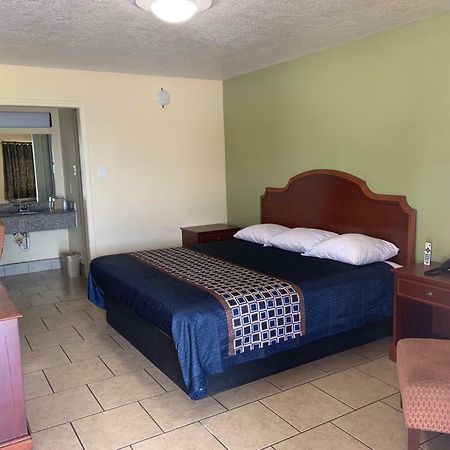 Texas Inn 보몬트 외부 사진