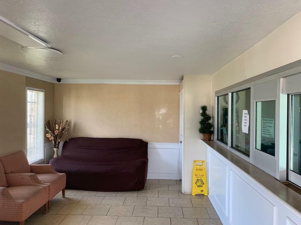 Texas Inn 보몬트 외부 사진